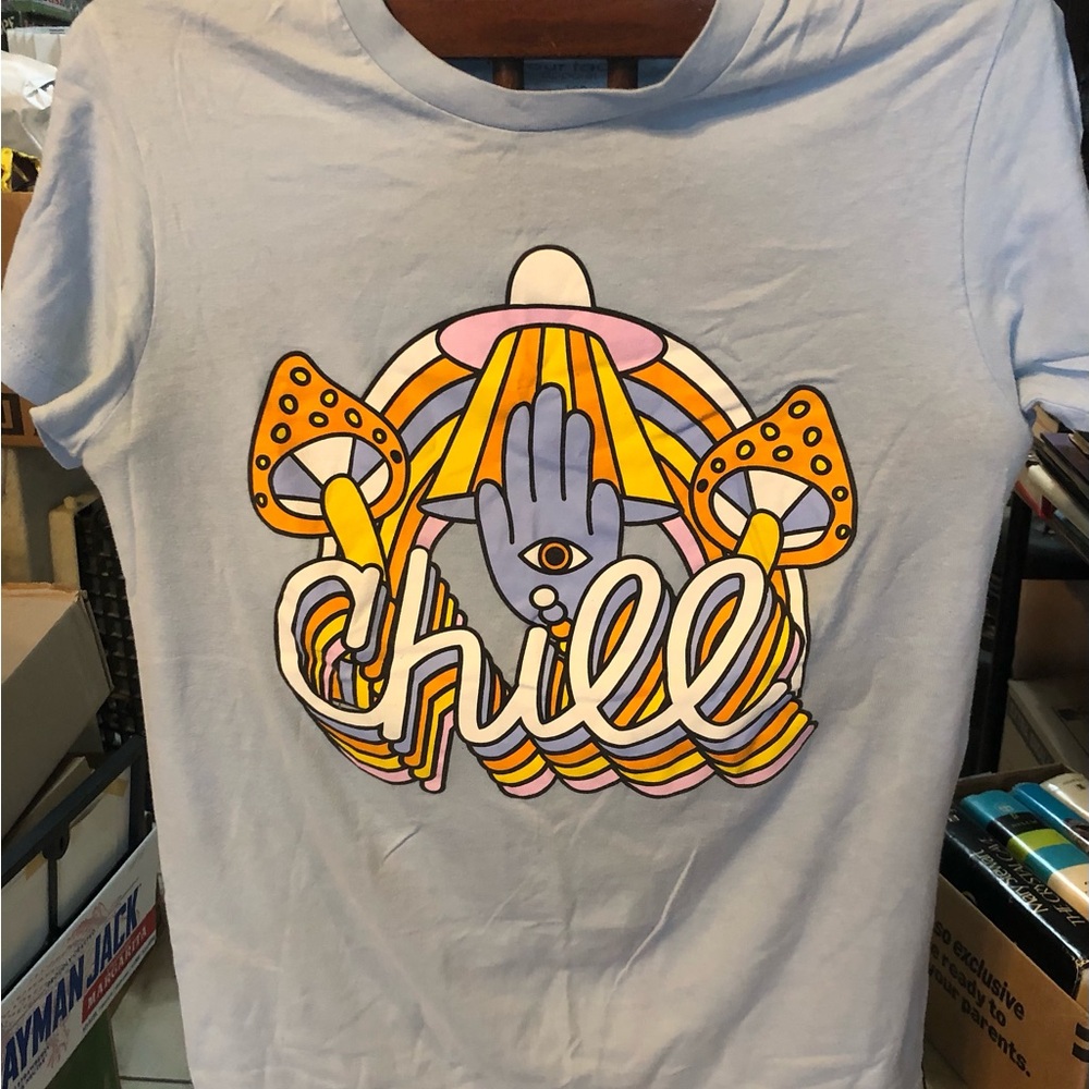 Chill Graphic Women's T-Shirt - Light Blue